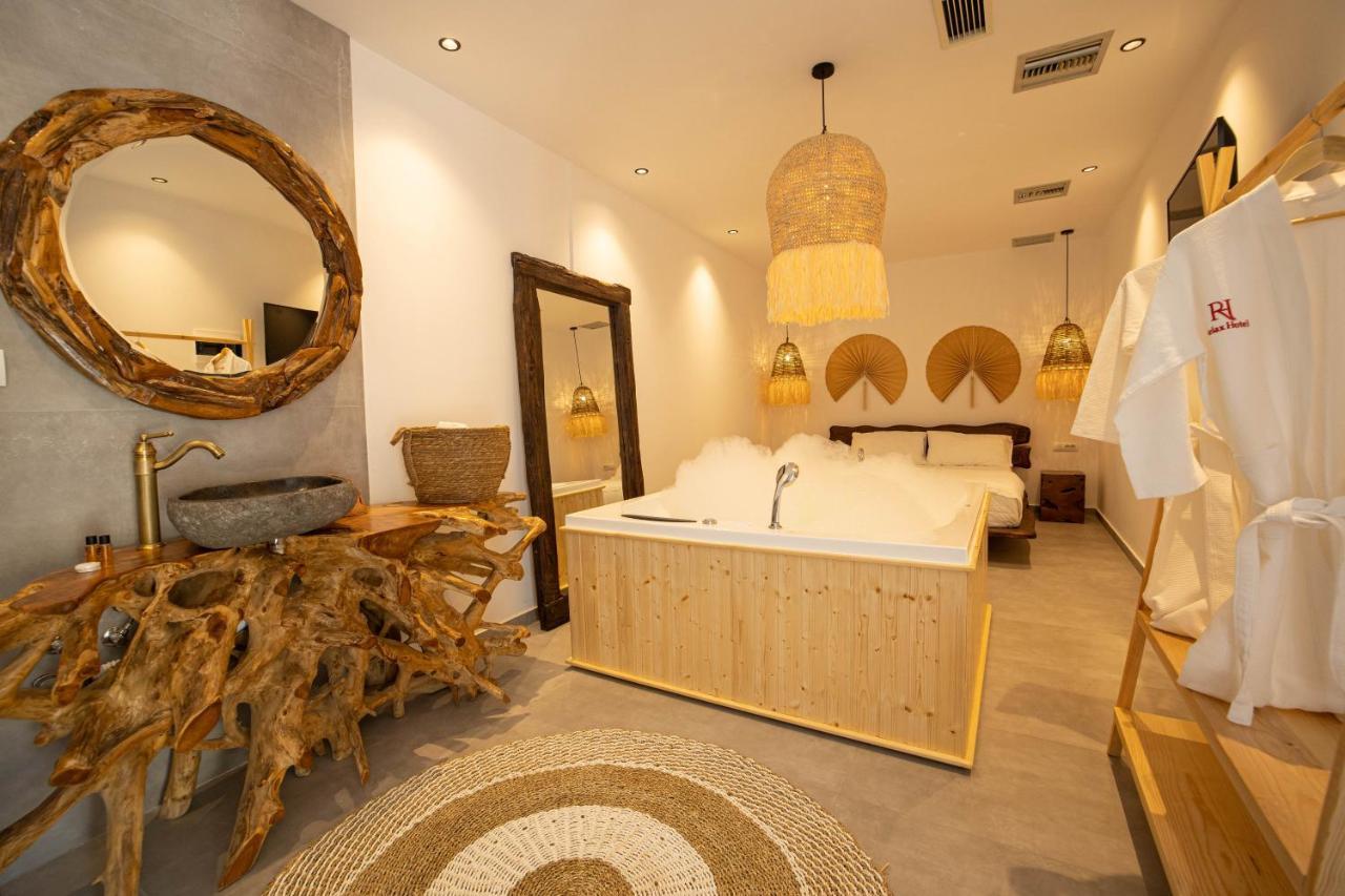 Relax Hotel Ksamil Luaran gambar